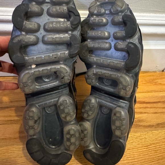 Nike VaporMax - Picture 3 of 8